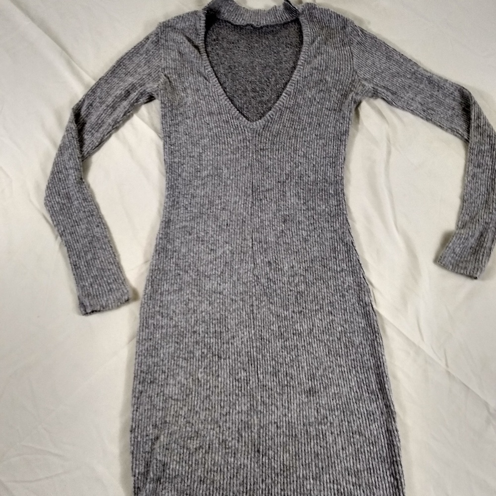 Low cut grey dress